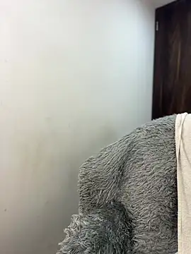 MiaJones21 Live Webcam on Stripchat