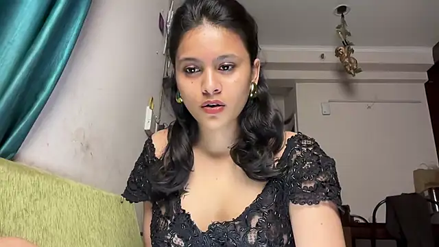 Naira_fit Live Web Cam Show