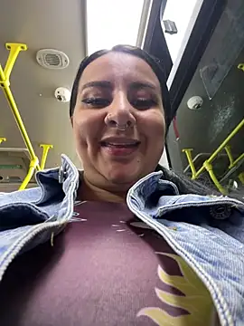 Abril_Luv webcam