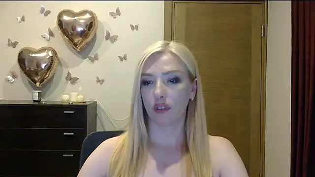 Wild_Silk_Desire live cam on StripChat