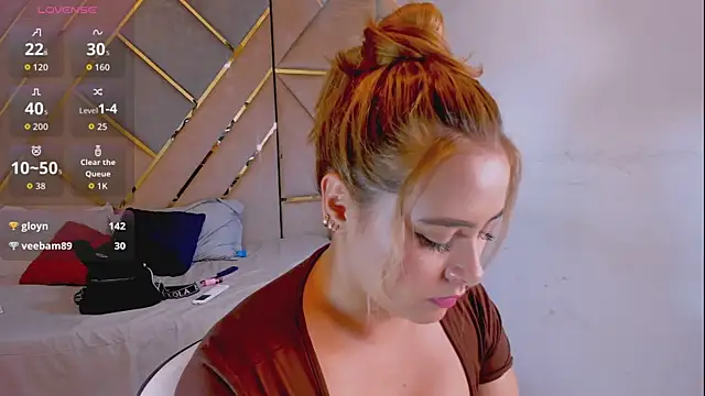 MikaelaStone webcam