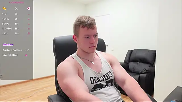 Richard_Dullas live cam on StripChat