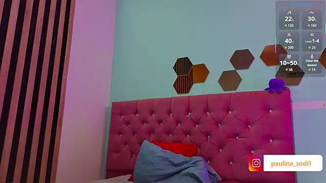 Paulina_Sodi live cam on StripChat