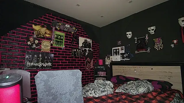 MessalinaOfficial webcam