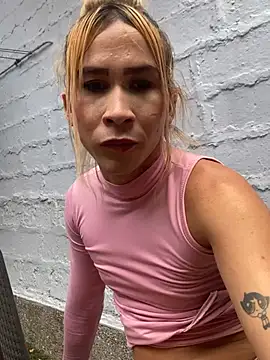 Astrid_Porno webcam