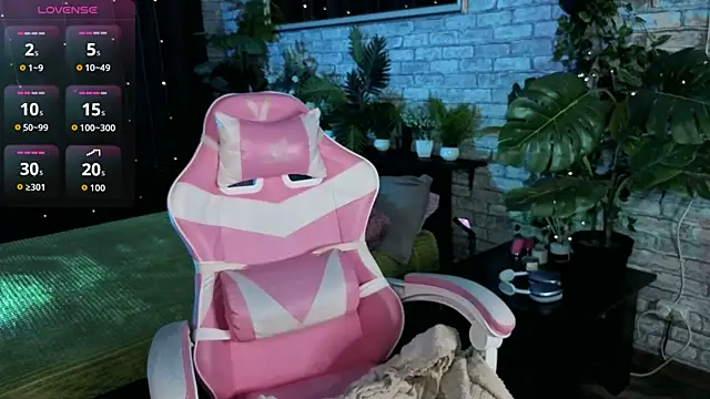 Alice_Nyx webcam