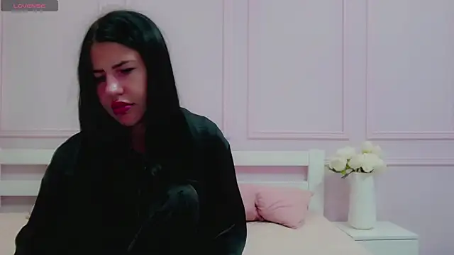 Emily_xoo live cam on StripChat