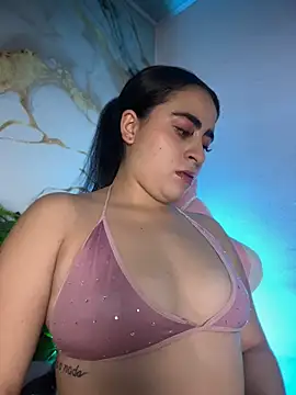 LILI_911 live cam on StripChat