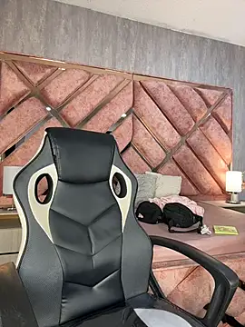 ian_mathias_ webcam
