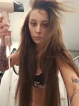 LilyOrion webcam