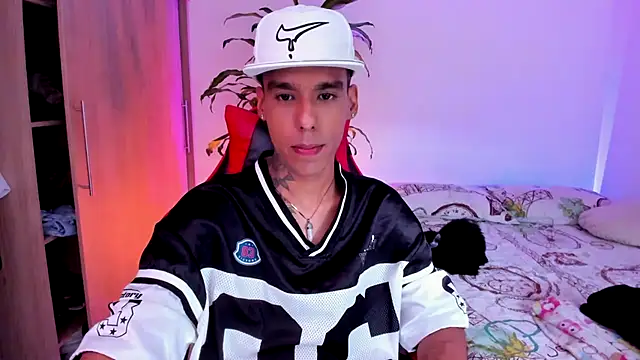 Damianwhite webcam