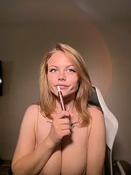 sarashadoww - SaraShadoww's free webcam - UK Sex Cams