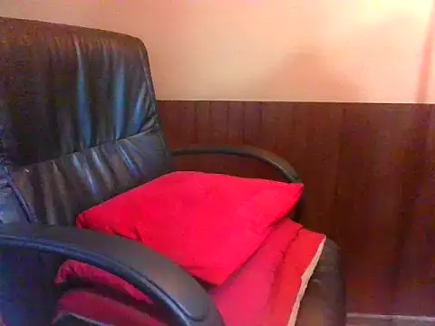 mistermisterrrr45 - MisterMisterrrr45's free webcam - UK Sex Cams