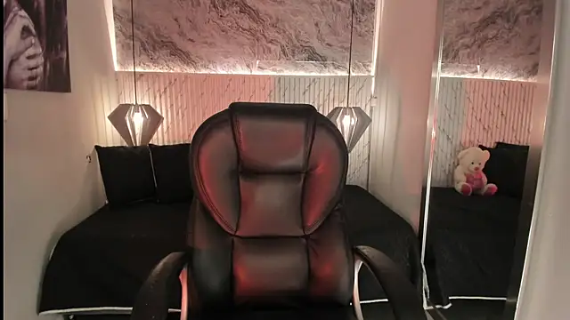 renee_shelby_ webcam