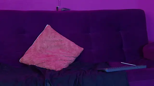 Daliana_Gounbolt webcam