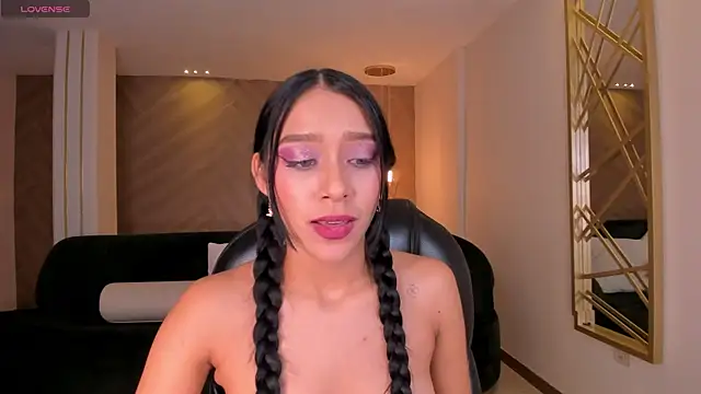 AmaliaCrus webcam