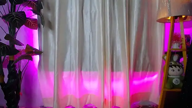 kiara_1122 webcam