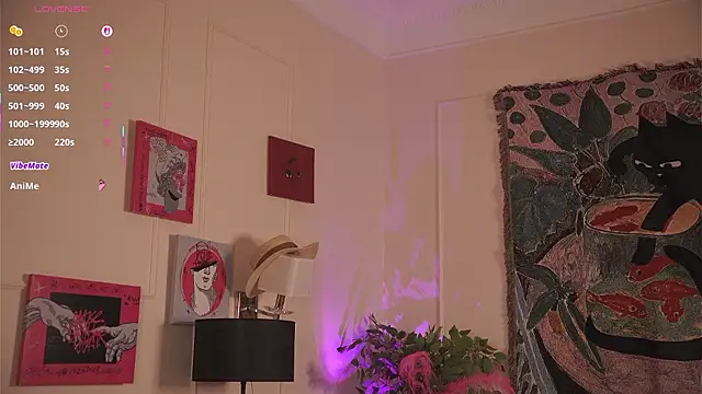 JanelBitther webcam