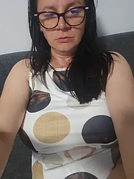 KristenVega webcam