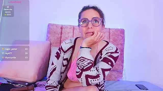 Ava_Raye webcam