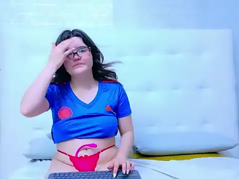 ABBYANDYILIRA webcam
