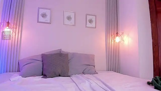 Sallyrosee_ webcam