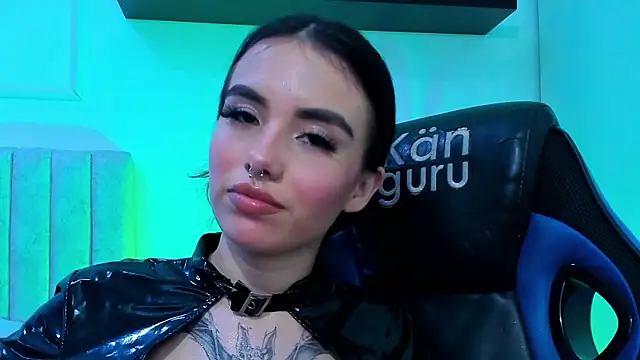 isabella_hv webcam