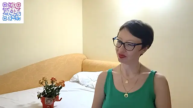 BellaRose_2020 webcam