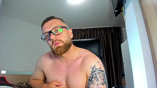 Findom_guy webcam