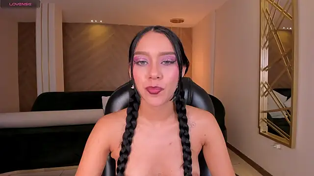 AmaliaCrus webcam