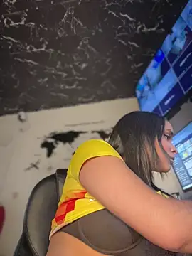 Isabella-Teen webcam