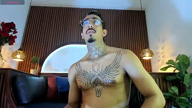 Donovan_Desmond webcam
