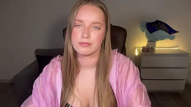 EvaMaddison webcam