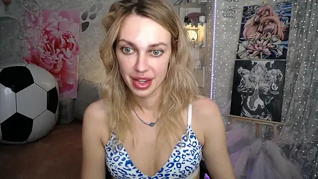 NickyAdamidi webcam