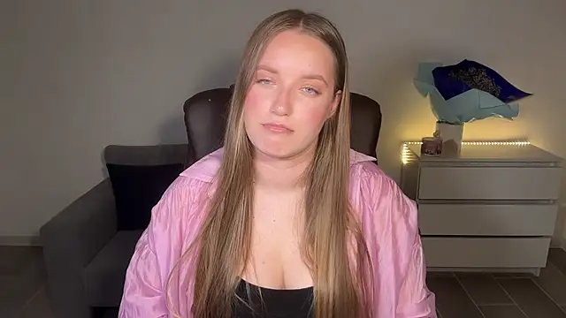 EvaMaddison webcam