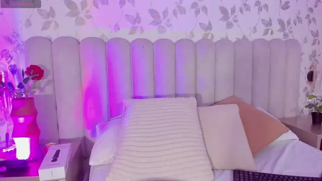 luciagray1 webcam