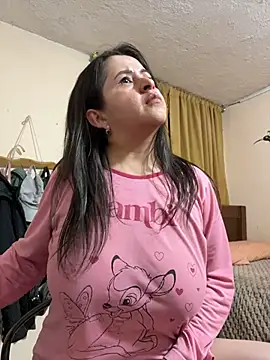 latinfemale webcam