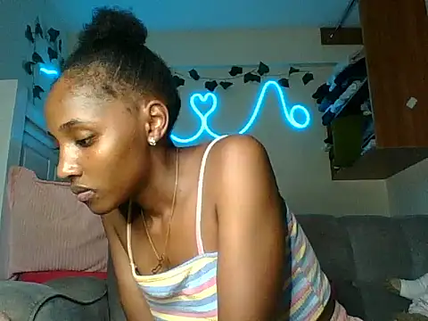Velvet_peach webcam