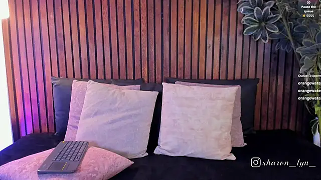 SharonLyn_ webcam