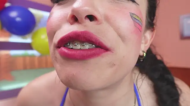 miss__wanda webcam