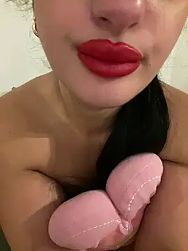 Milana_UK webcam