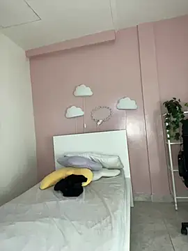 SeleneGibson__ webcam