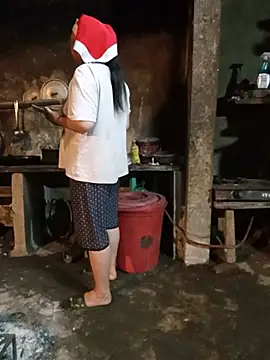 tuyet-nhi webcam
