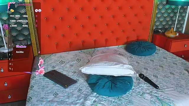 VallerieJones webcam