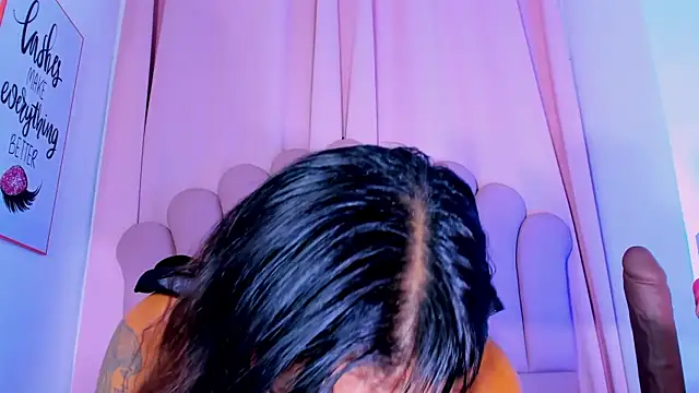 NicoleMadrird webcam