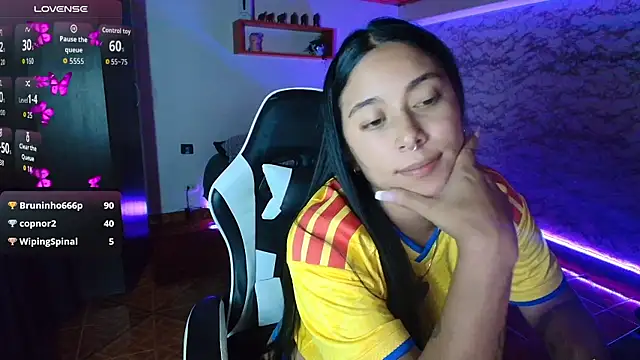 Camila_IRoose webcam