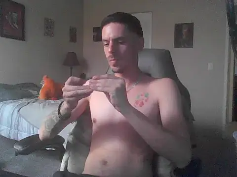 latinosatiro94 webcam