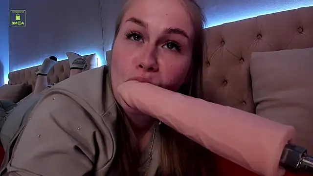 stacy_moorex live cam on StripChat