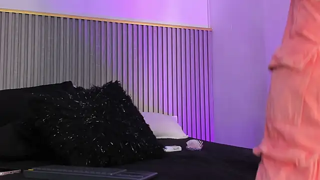 ashvalentine_ webcam
