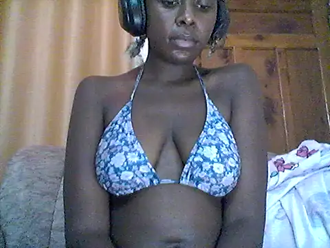 Sexy-alma210 webcam